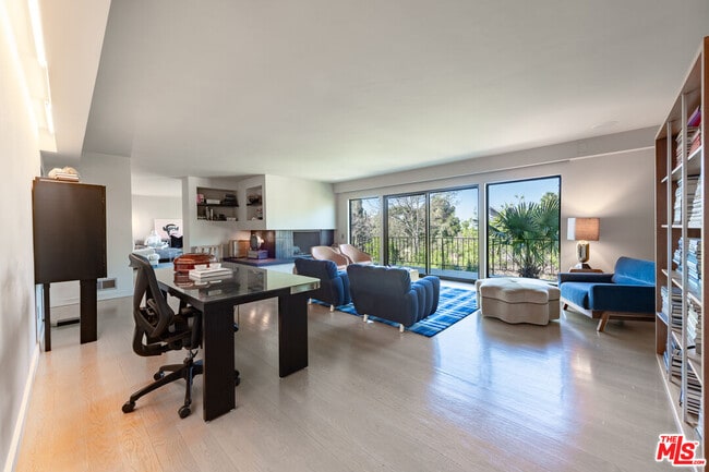 Photo - 1860 Lucile Ave