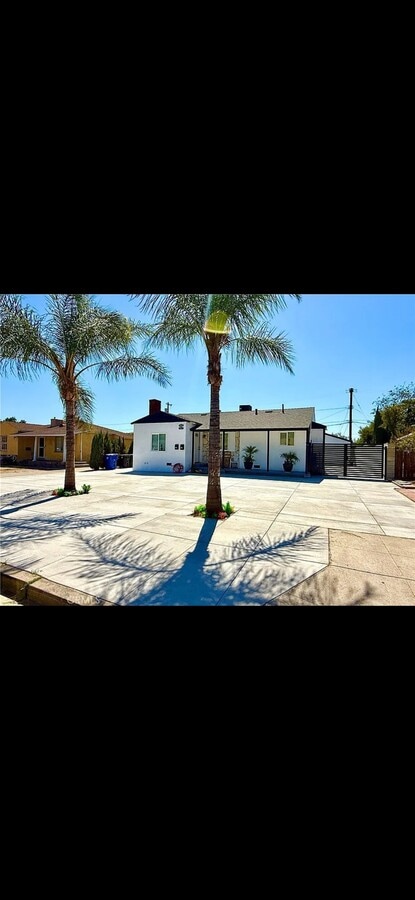 Photo - 7935 Cleon Ave