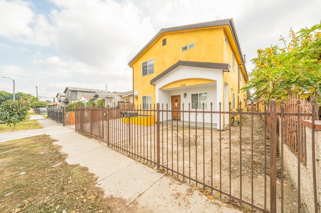 Photo - 838 E 80th St Unit 838