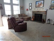 Photo - 43043 Flag St