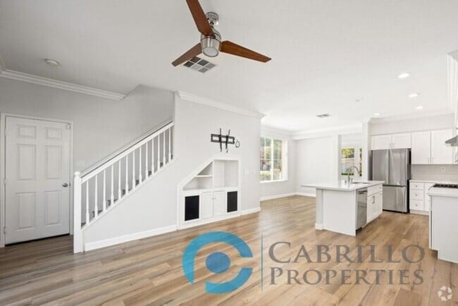Building Photo - 12177 Pepper Tree Ln Rental