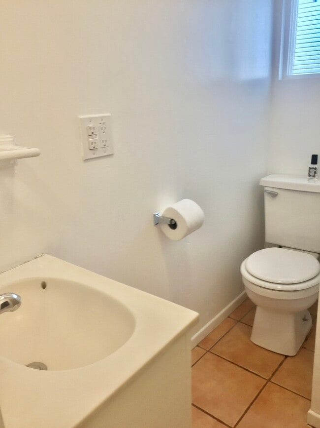 Photo - 10420 Buford Ave Unit Bedroom 2