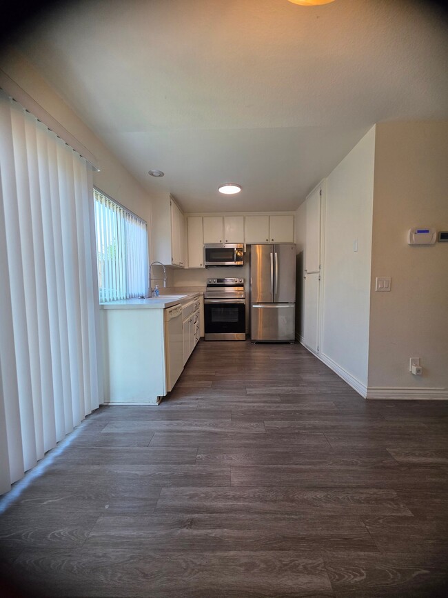 Photo - 1623 Heather Dr
