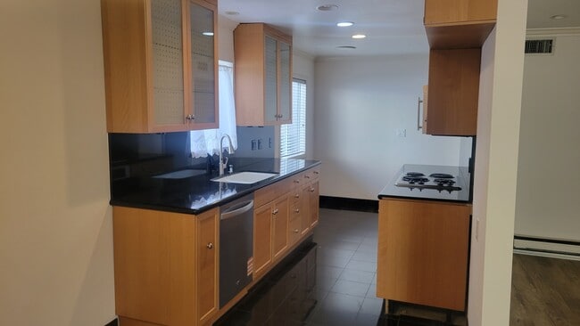 Photo - 4521 Colbath Ave Unit 104