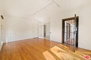 Photo - 813 N Orange Grove Ave House
