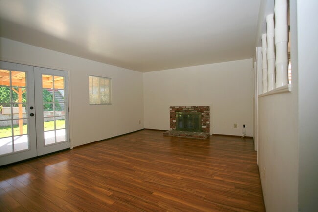 Photo - 3Br 2Ba Single level Home