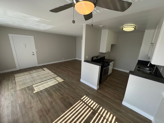 Photo - Harvard Manor Apartments