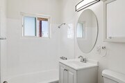 1BR, 1BA - 548SF - Bathroom - Marine Bay Apartments
