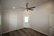 Photo - Newly buillt stand alone 2 bedroom home, back gate close - No Pets!
