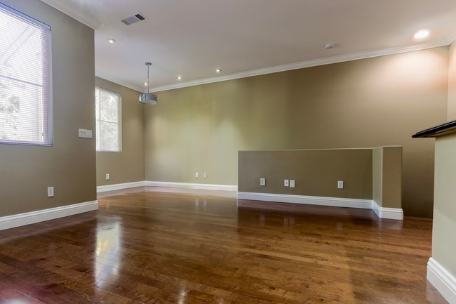 Photo - 6106 Rancho Brida