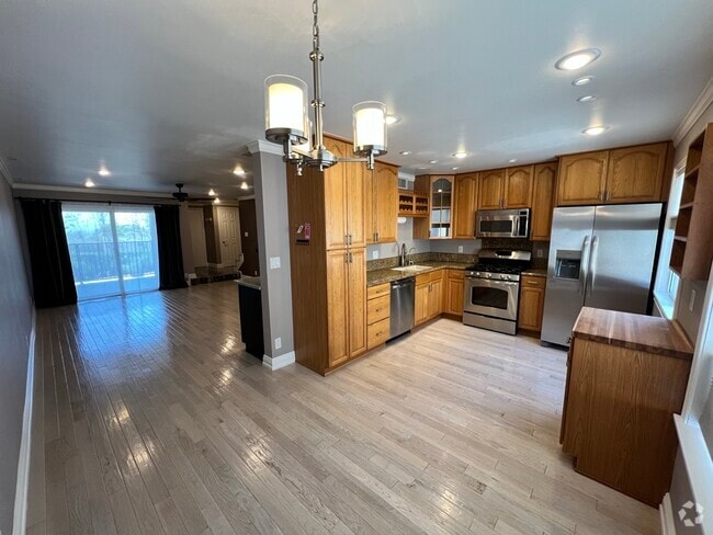 Building Photo - 9676 Via Torino Rental