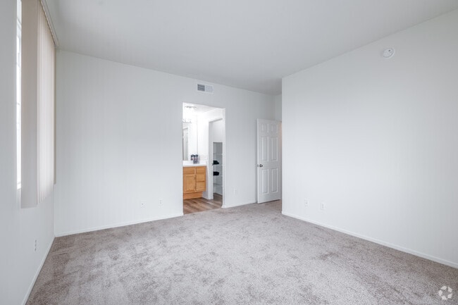 The Craftsman 2BR, 2BA - 945SF - Primary Bedroom - The Bungalows