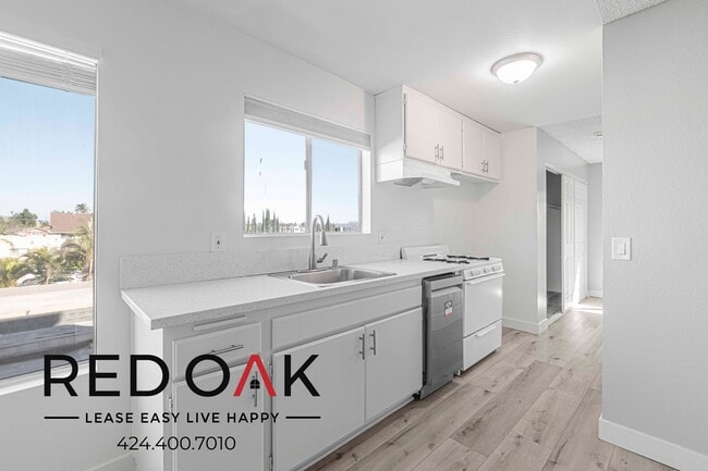 Photo - 3742 E Fountain St Unit 108