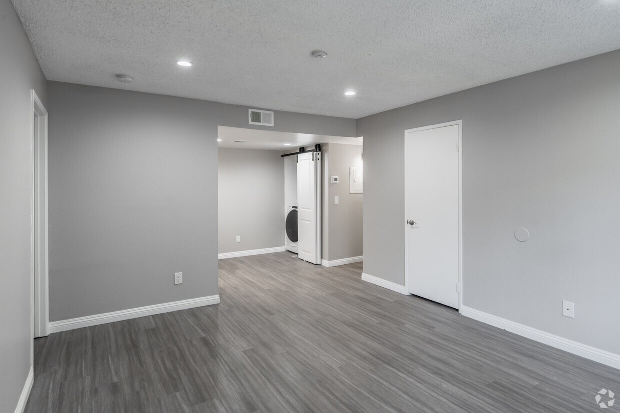 3D Tour - Laurel Heights Apartments