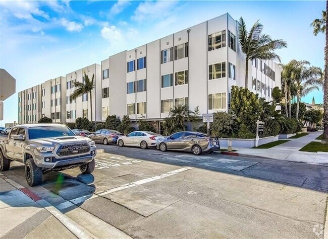 Building Photo - 1250 E Ocean Blvd Unit 201 Rental