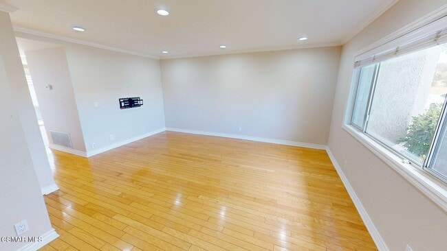 Photo - 336 Green Moor Pl