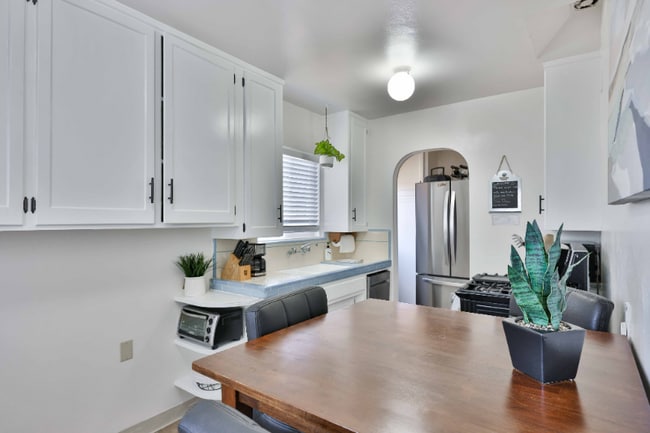 Photo - 4788 W Mountain View Dr Unit B