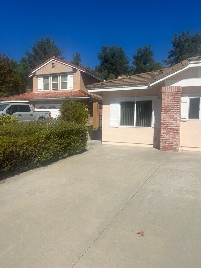 Building Photo - Experience New — Be the First to Live in T...