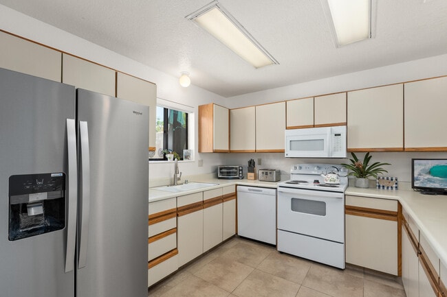 Photo - 150 Willow Lake Dr