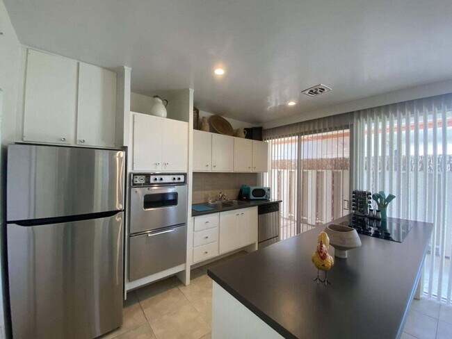 Photo - 46023 Portola Ave Unit 17