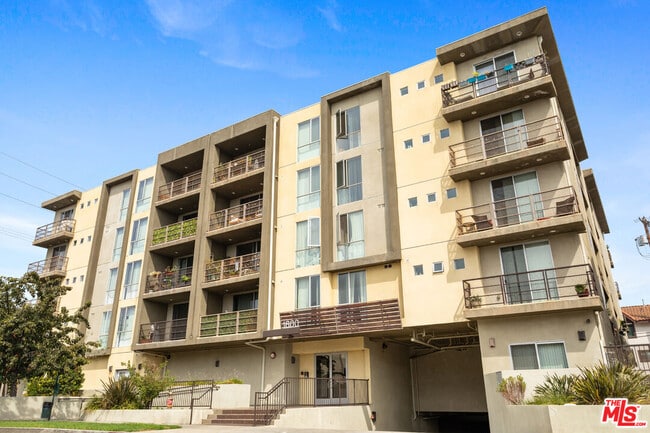 Photo - 1600 S Westgate Ave Condo Unit 506
