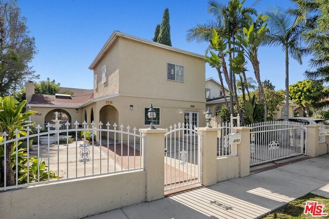 Photo - 2149 Glendon Ave House