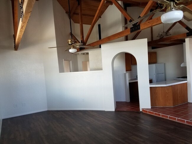 526-528 10th Street - 526-528 10th Street Apartment Unit 528-A