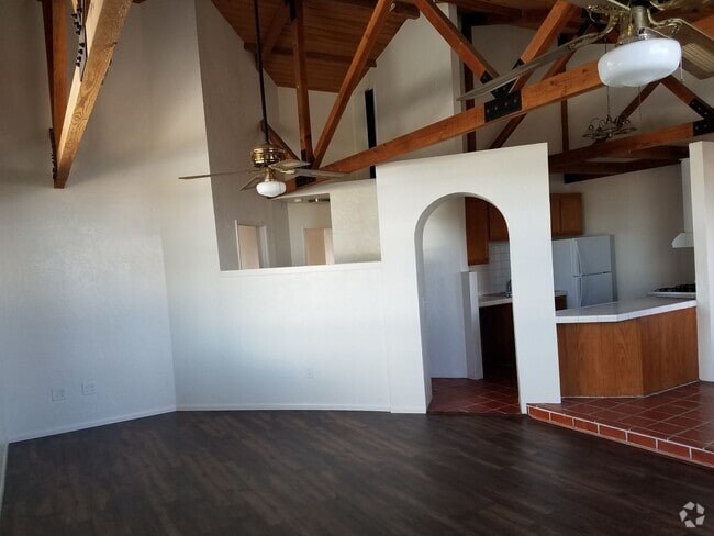 Building Photo - 526-528 10th Street Unit 528-A Rental