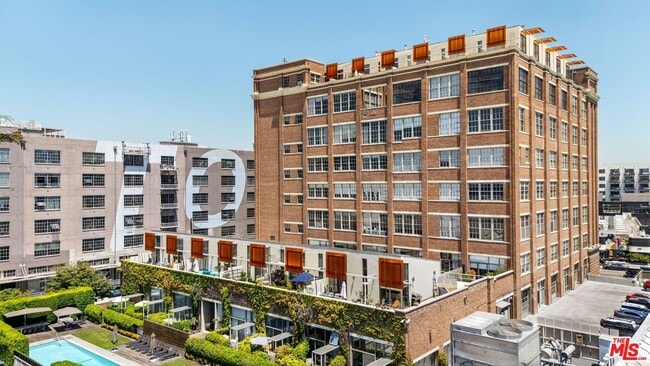 Photo - 1850 Industrial St Unit 710