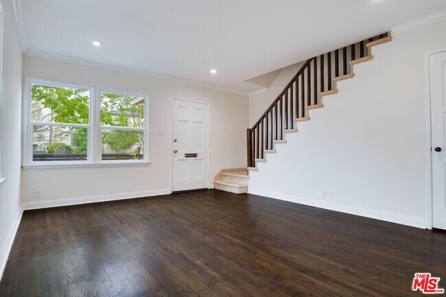 Photo - 1760 18th St Unit B