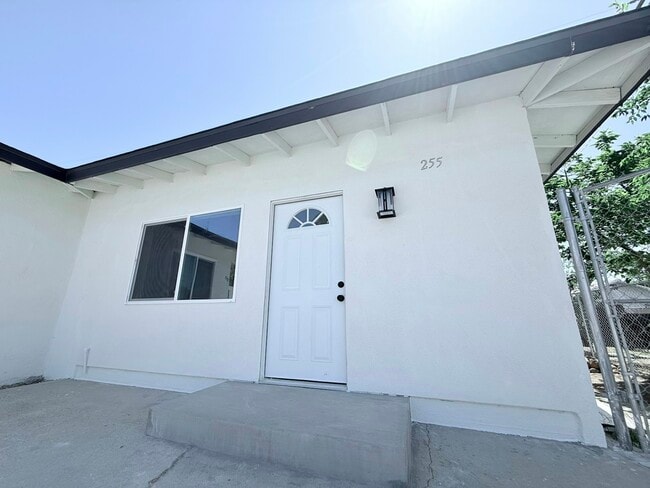 Photo - 251 E Nicolet St Townhome