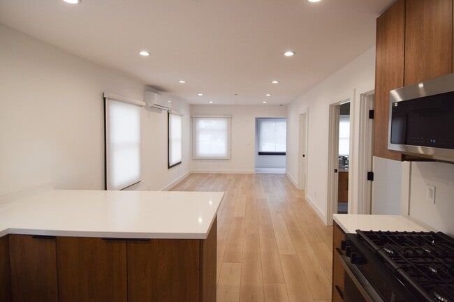 Building Photo - 317 Ocean Park Blvd Unit 319