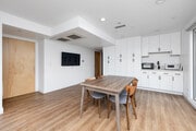 6BD, 6BA - 1,500SF - Living Room - The Rise
