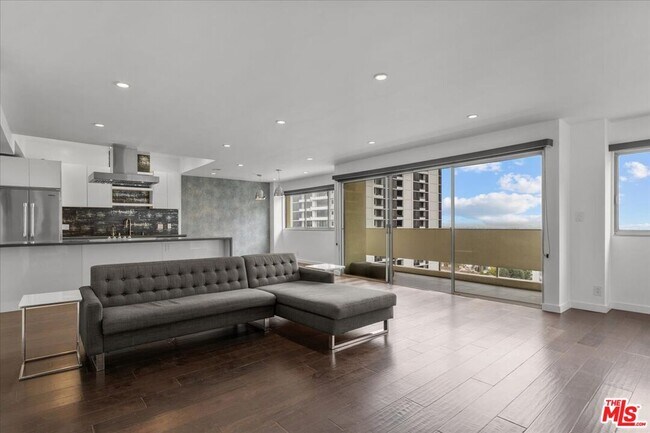 Photo - 10701 Wilshire Blvd Unit 804