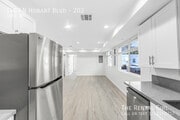 Photo - 1409 N Hobart Blvd Apartment Unit 202