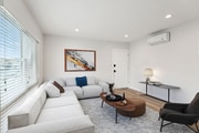 Photo - 1358 W 36th St Apartment Unit 6