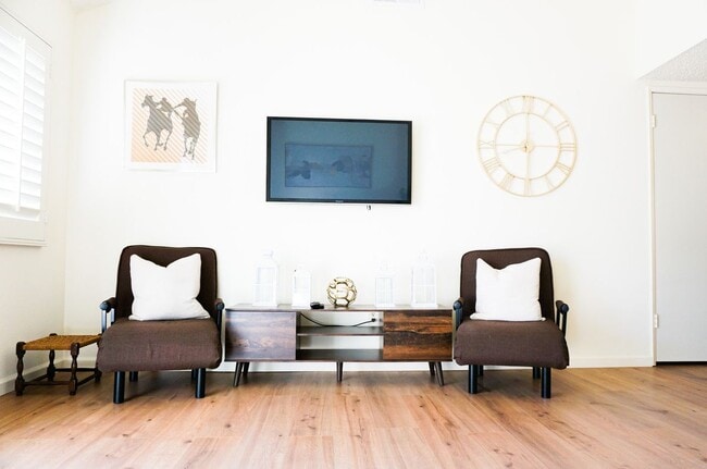 Photo - 82186 Bergman Dr