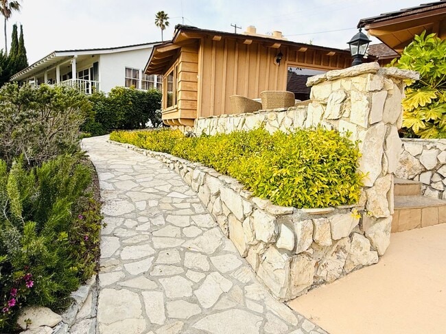 Photo - 2508 Vía Amador