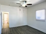 Photo - 1016 1/2 W 108th St