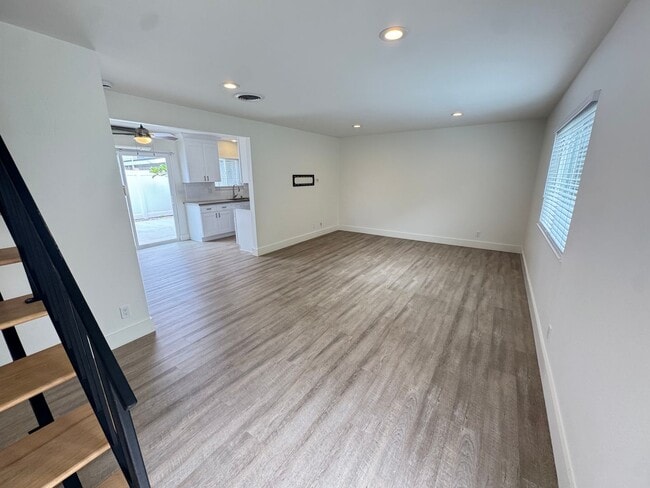 Photo - 289 Ogle St Unit 289B