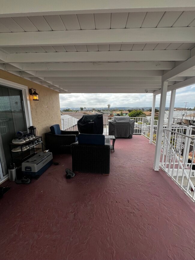 Photo - 1042 Garland Dr