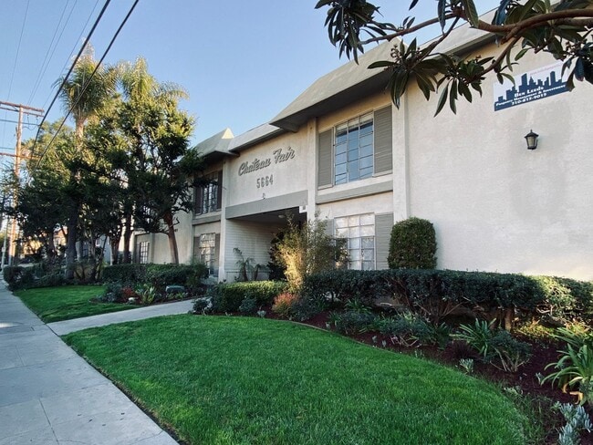 Chateau Fair - Chateau Fair Apartments