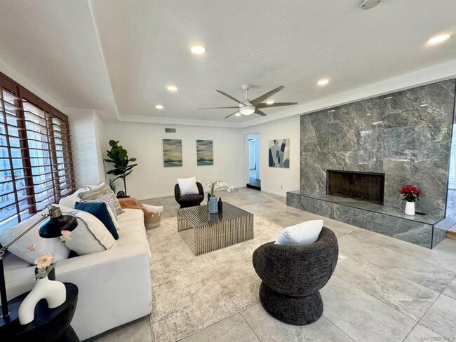 Photo - 1658 Bartram Way