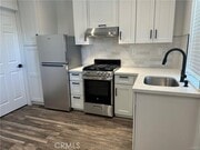 Photo - 728 Park Ln