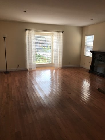 Photo - 2343 30th St