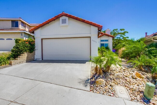 Building Photo - Three Bedroom Single Story Home in Woodcre...