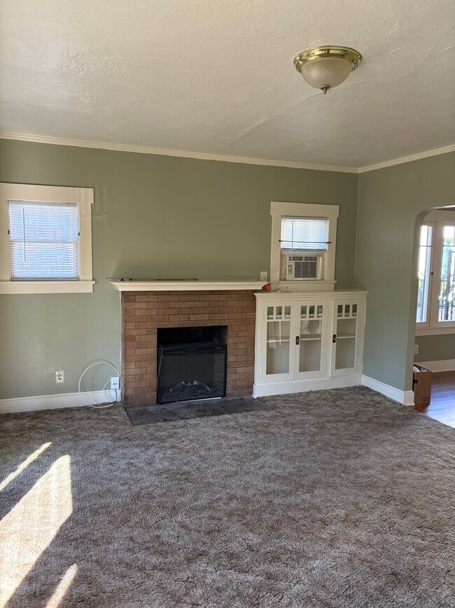 Photo - 252 N Wilson Ave Unit 252