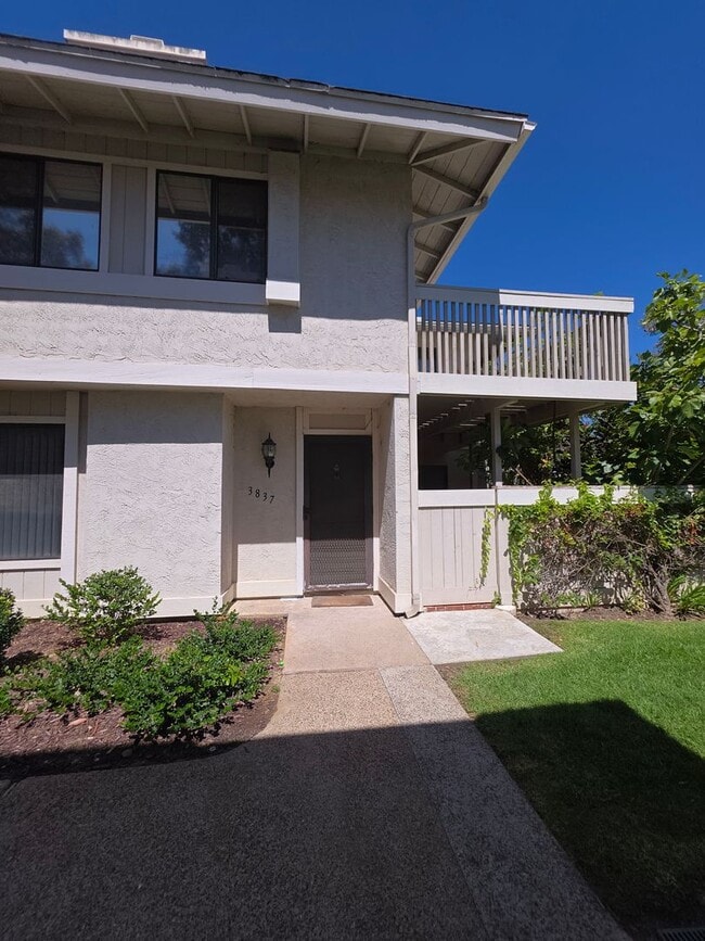 Building Photo - La Jolla Two Story Condo UTC