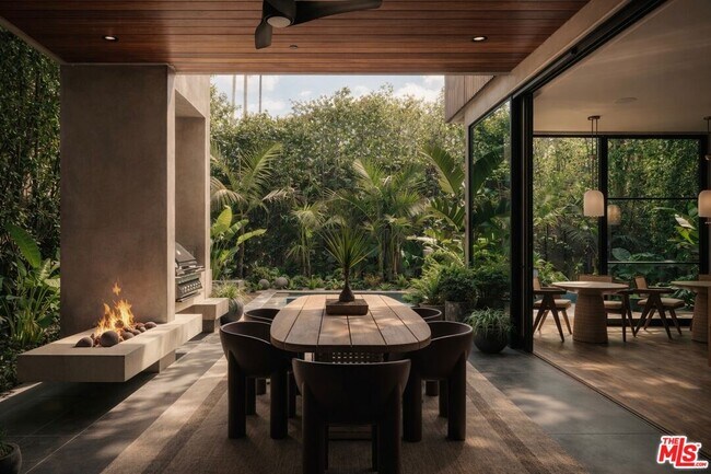 Photo - 530 N La Jolla Ave