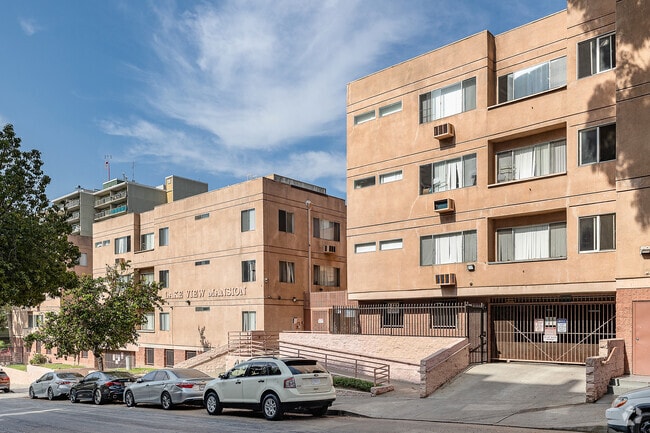 Lakeview Mansion - Lakeview Mansion